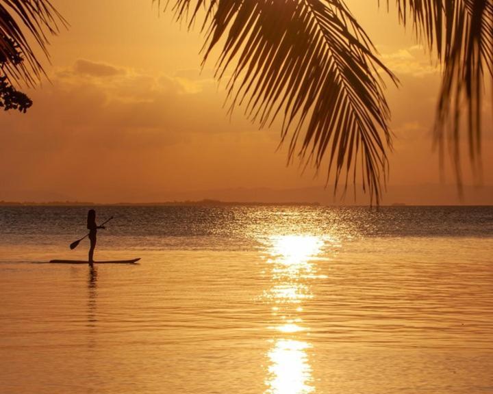 Pelican Beach Resort South Water Caye Dangriga Exteriér fotografie